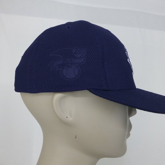 Toronto Blue Jays Maple Leaf Logo 7 Inches Fitted Hat - Picture 2 of 15